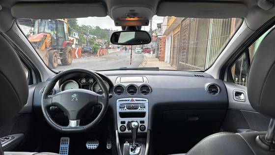 PEUGEOT 408 1.6 GRIFFE 16V TURBO GASOLINA 4P AUTOMÁTICO